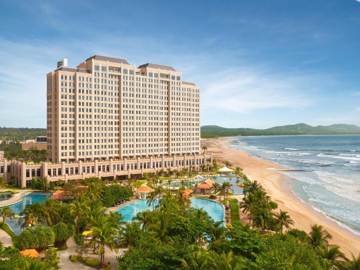 Holiday Inn Resort Ho Tram Beach, an IHG Hotel Exterior foto