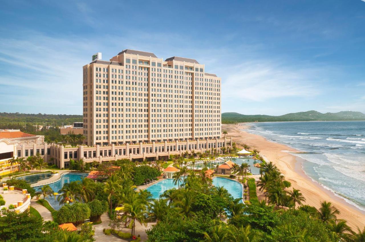 Holiday Inn Resort Ho Tram Beach, an IHG Hotel Exterior foto